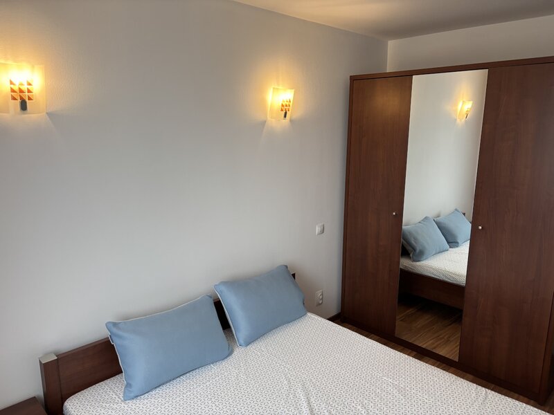 Drumul Taberei, Auchan,