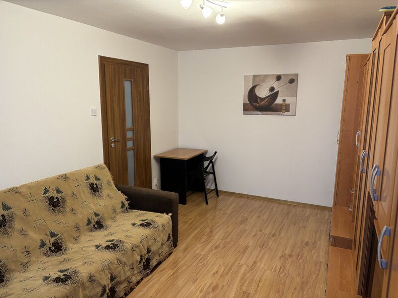 Drumul Taberei, Auchan,